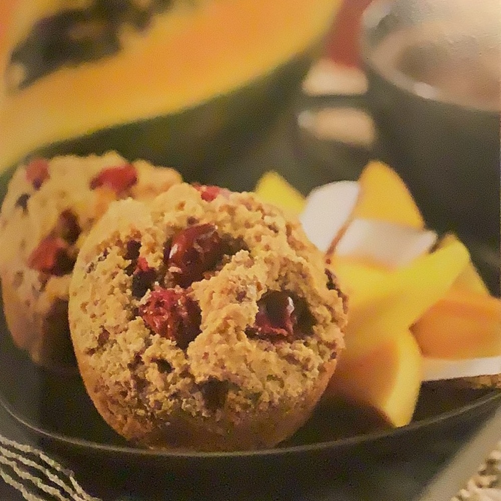 The complete coconut cookbook, in great shape. - Picture 7 of 10